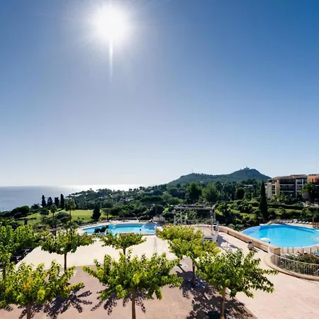Résidence Le Village De Cap Esterel - Maeva - 5 Personnes 1 Vue Avec Terrasse Mae-3263