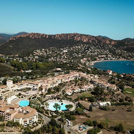 Résidence Le Village De Cap Esterel - Maeva - 5 Personnes 1 Vue Avec Terrasse Mae-3263 *