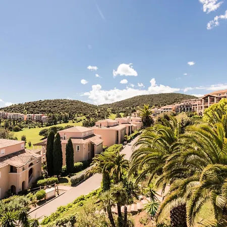 Résidence Le Village De Cap Esterel - Maeva - 5 Personnes 1 Vue Avec Terrasse Mae-3263