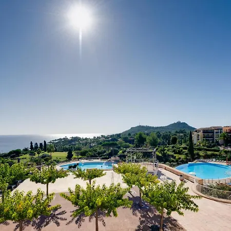 Le Village De Cap Esterel - Maeva - 5 Personnes 1 Vue Avec Terrasse Mae-3263 *